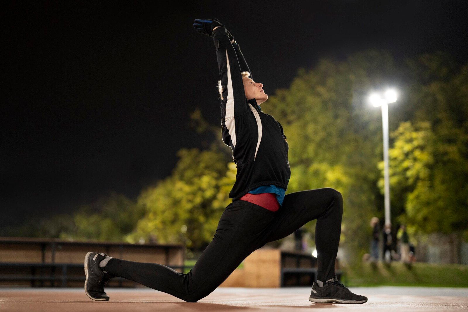 nike tech pants
